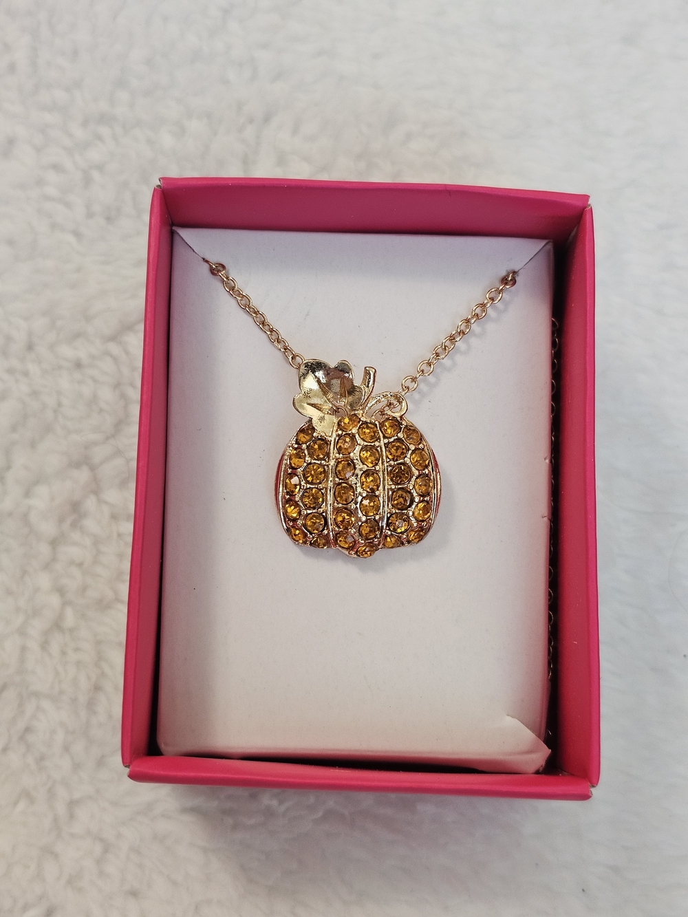 Studio 1886 by Avon Autumnal Charms Pumpkin Pendant Necklace NIB Fall Halloween - Picture 2 of 5